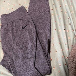 Nike Pro leggings